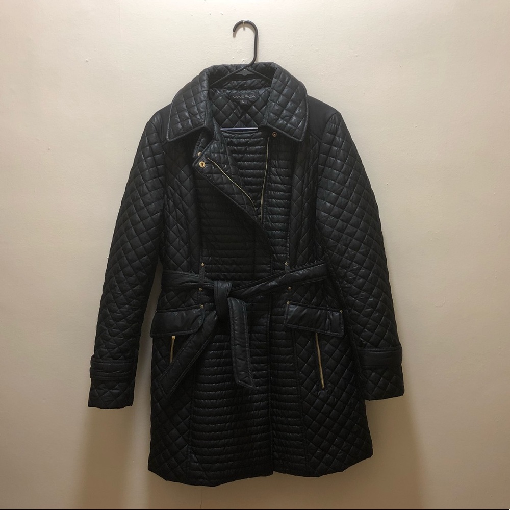 Via Spiga Black quilt jacket with gold details